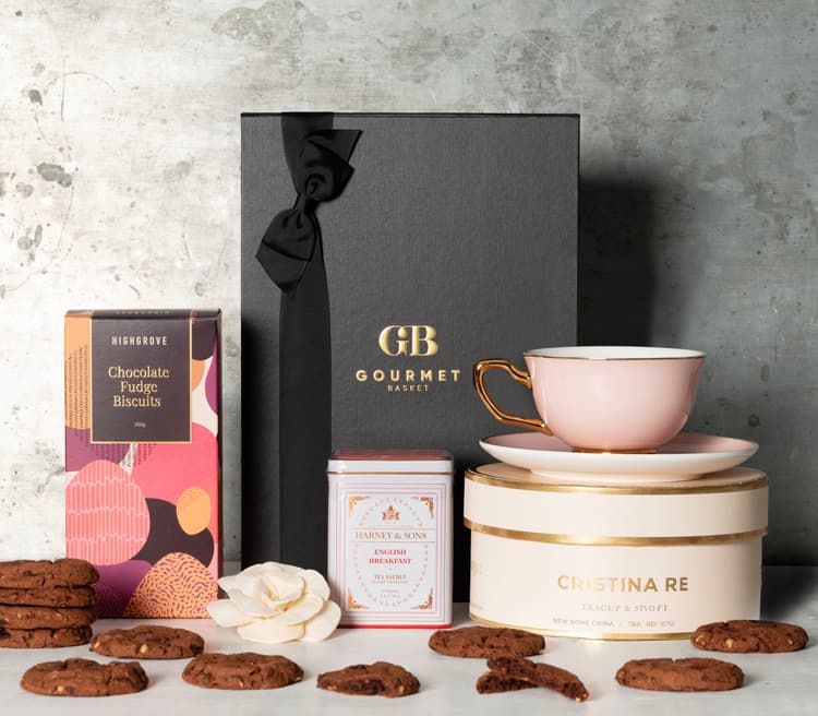 Fit For A Queen GB24_022