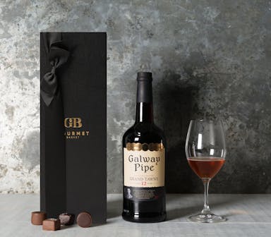 Galway Pipe Grand Tawny Hamper_HR