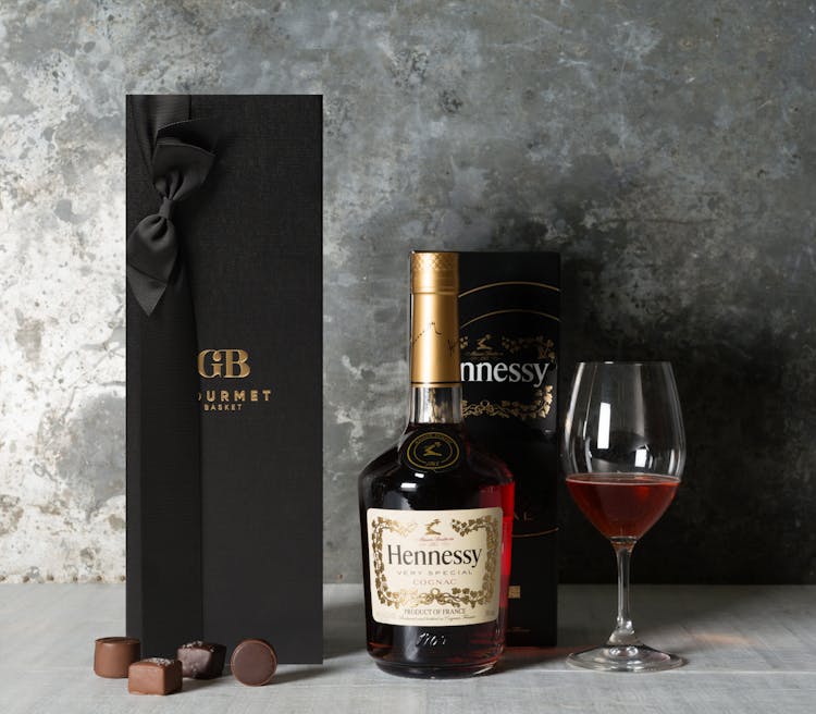 Hennessy VS Cognac Hamper_HR
