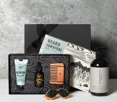 THE GENTLEMENΓÇÖS BEARD HAMPER