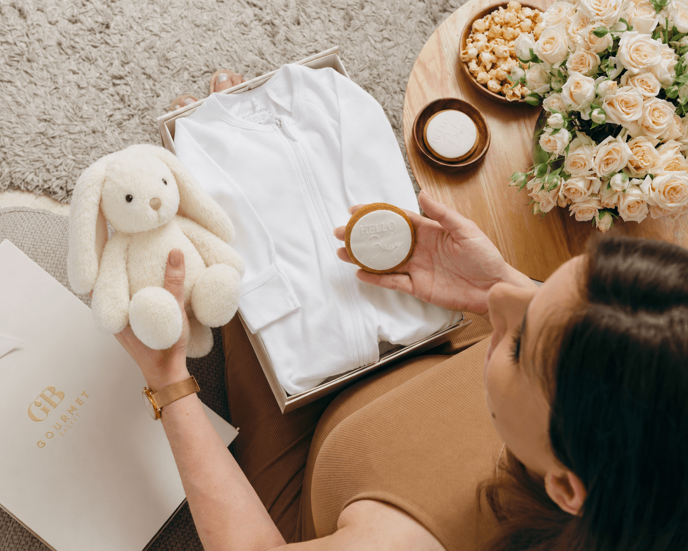 Snuggle_bunny_baby_hamper_ihs