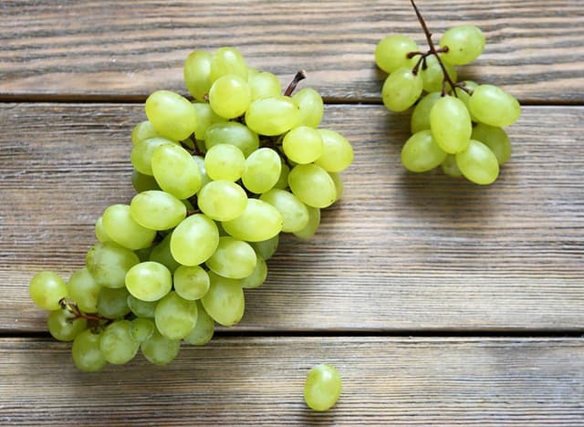 White Seedless Grapes