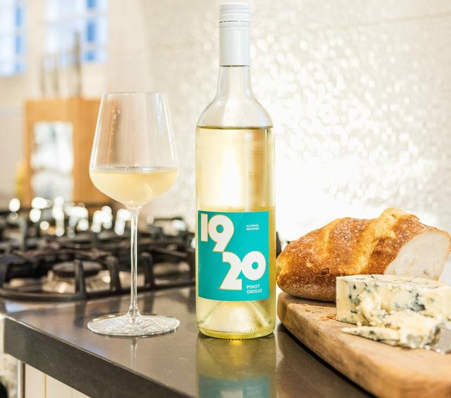 1920 Pinot Grigio 750ml