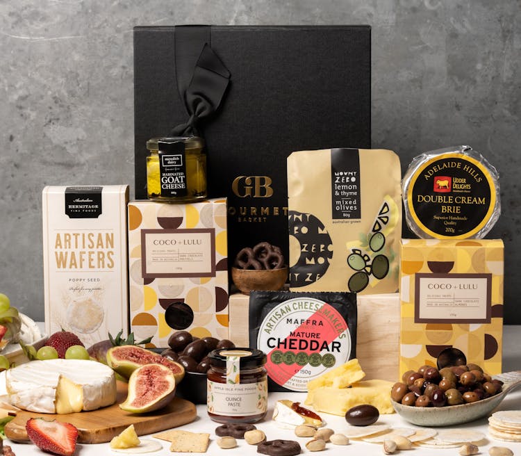 Cheese and Chocolate Hamper A7401478-Edit