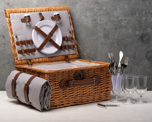 Heritage Picnic Basket