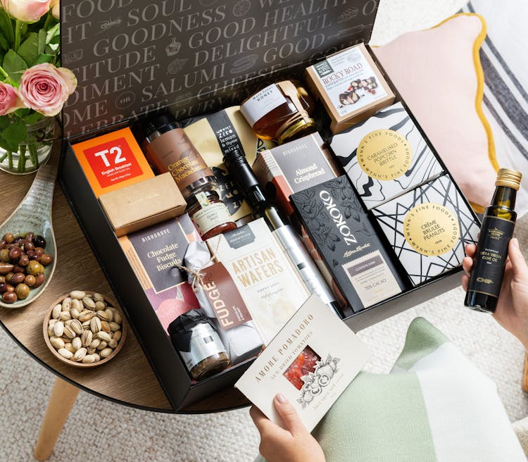 Browse Gourmet Food and Wine Gift Baskets