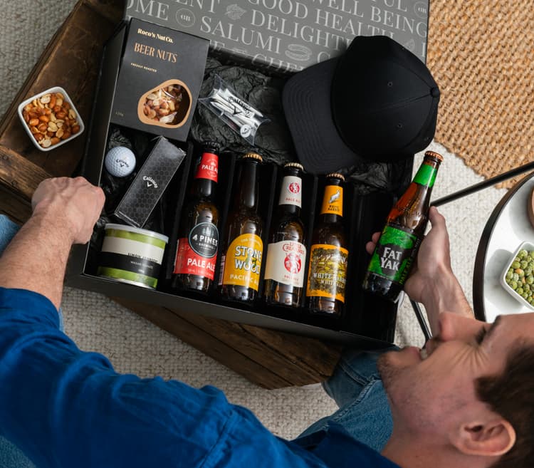 Beer, Golf and Nibbles Hamper GB24_726