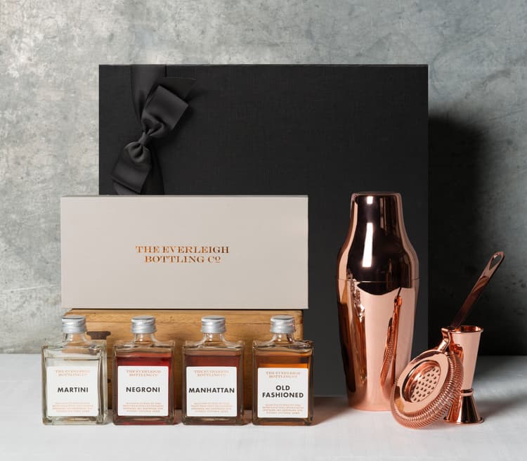 Famous_Four_Cocktail_Gift_Hamper_HR