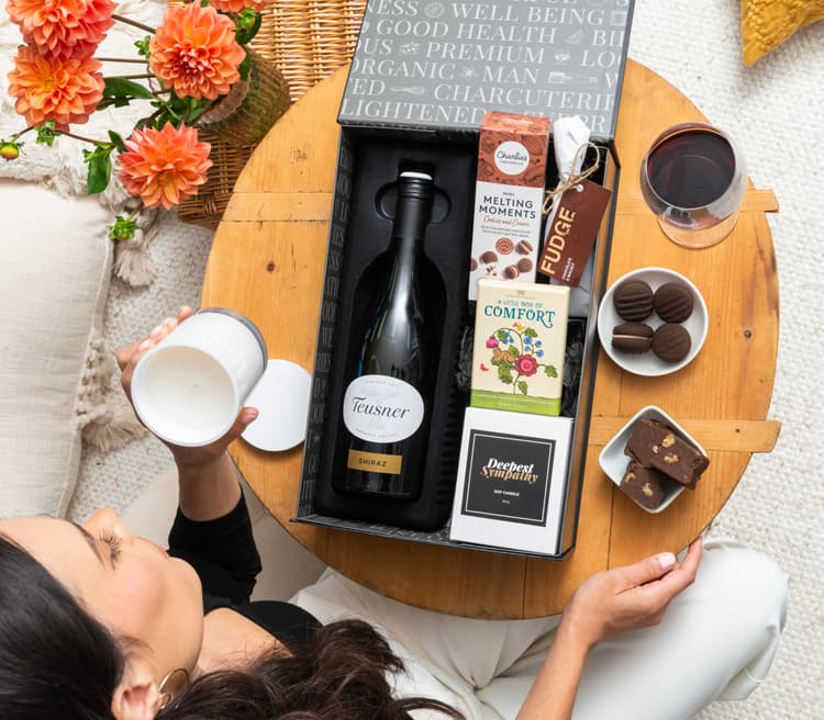 Deepest Condolences Sympathy Hamper GB24_502