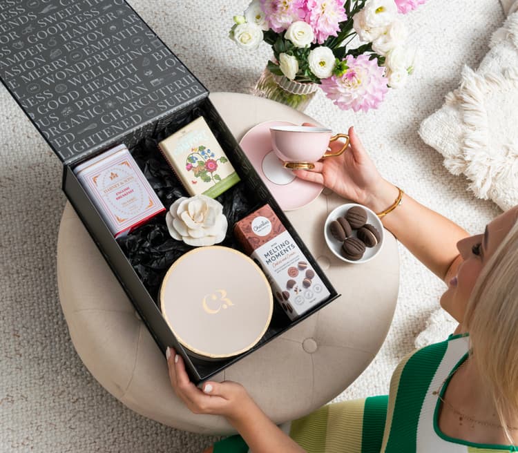 Quiet Comfort Sympathy Hamper GB24_344