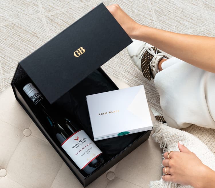 Villa maria sauvignon blanc with premium chocolates (1)