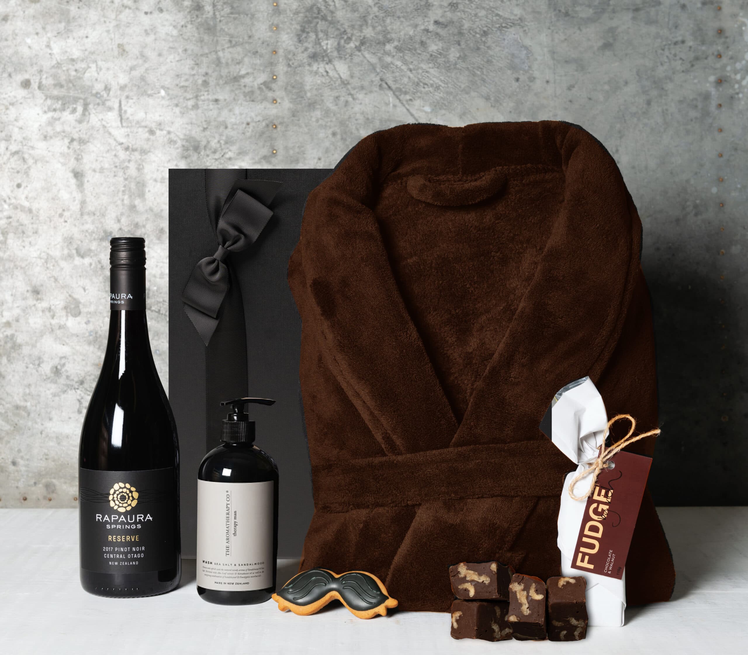 Therapy Men's Luxury Hamper Brown Robe