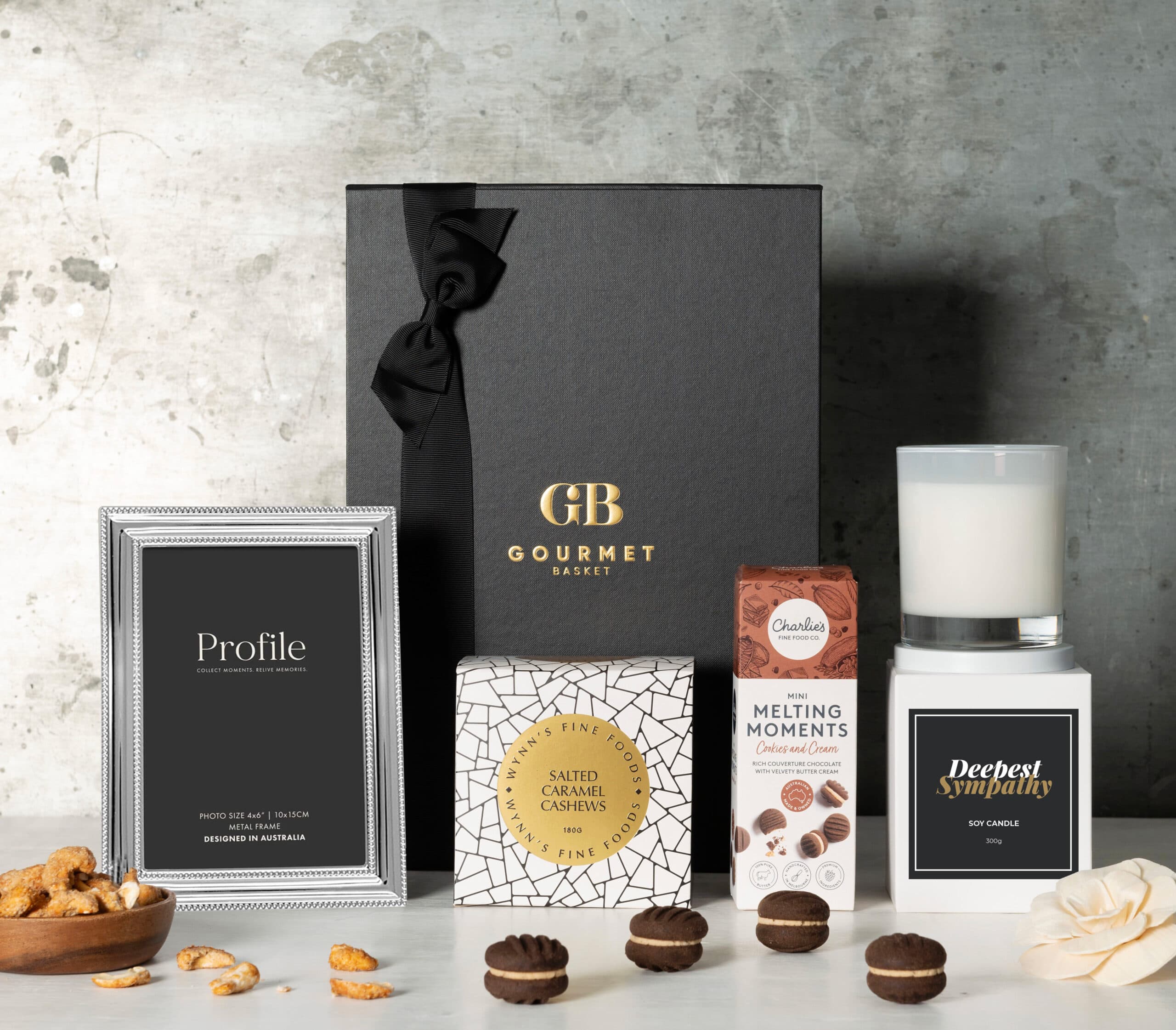 Forever Remembered Sympathy Hamper GB24_040