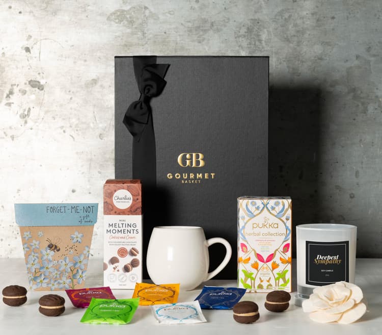 Forget Me Not Sympathy Hamper v1 GB24_042