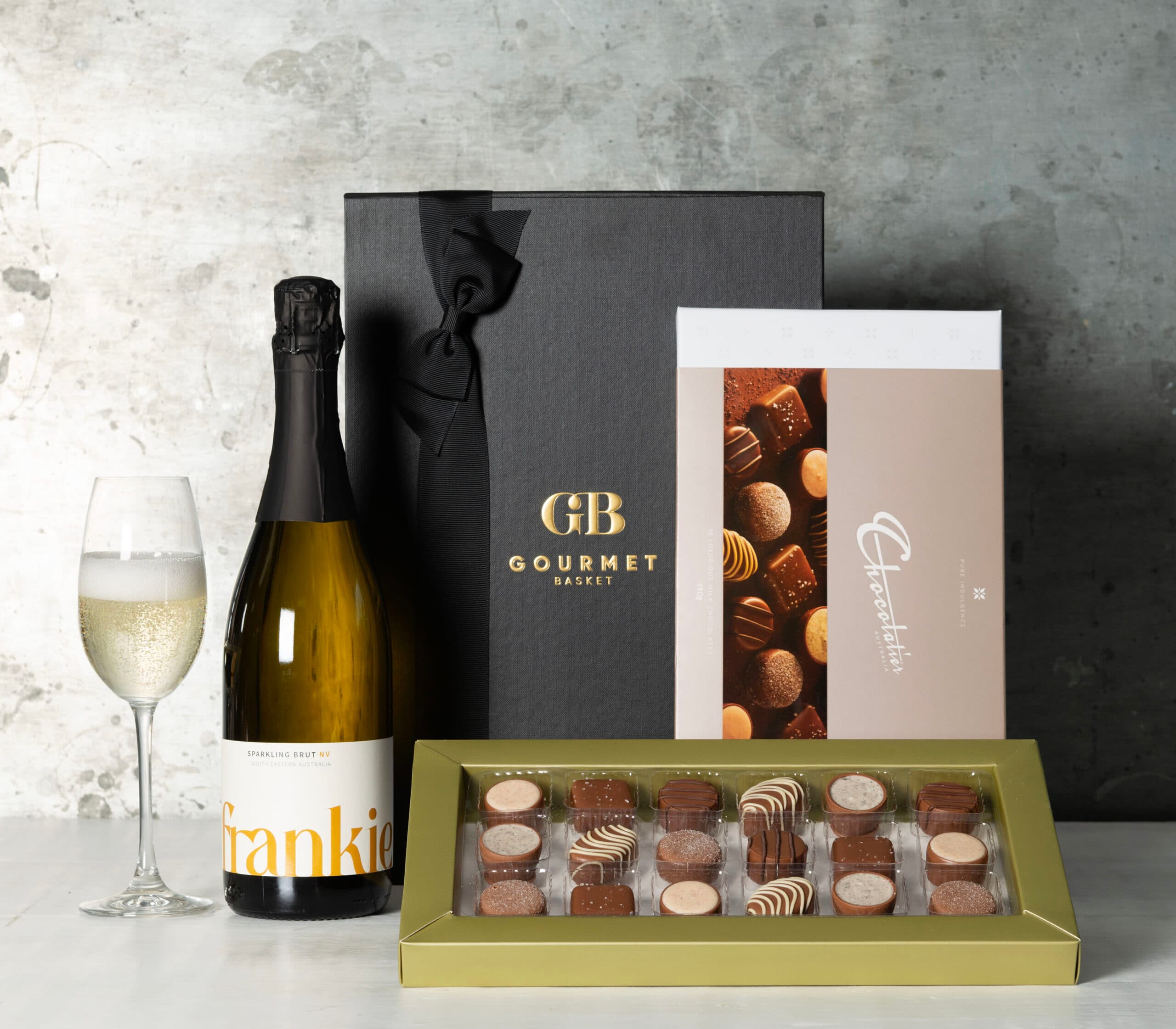 Sparkling & Chocolates GB24_102