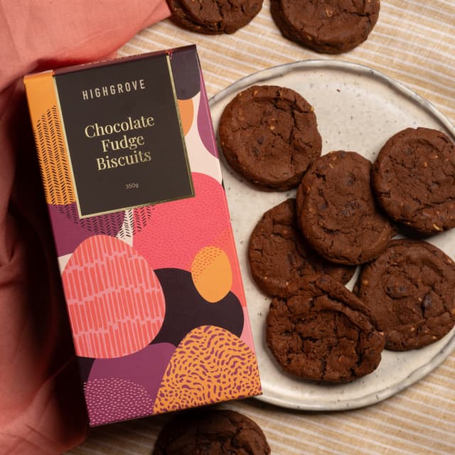 Highgrove Chocolate Fudge Biscuits 330g