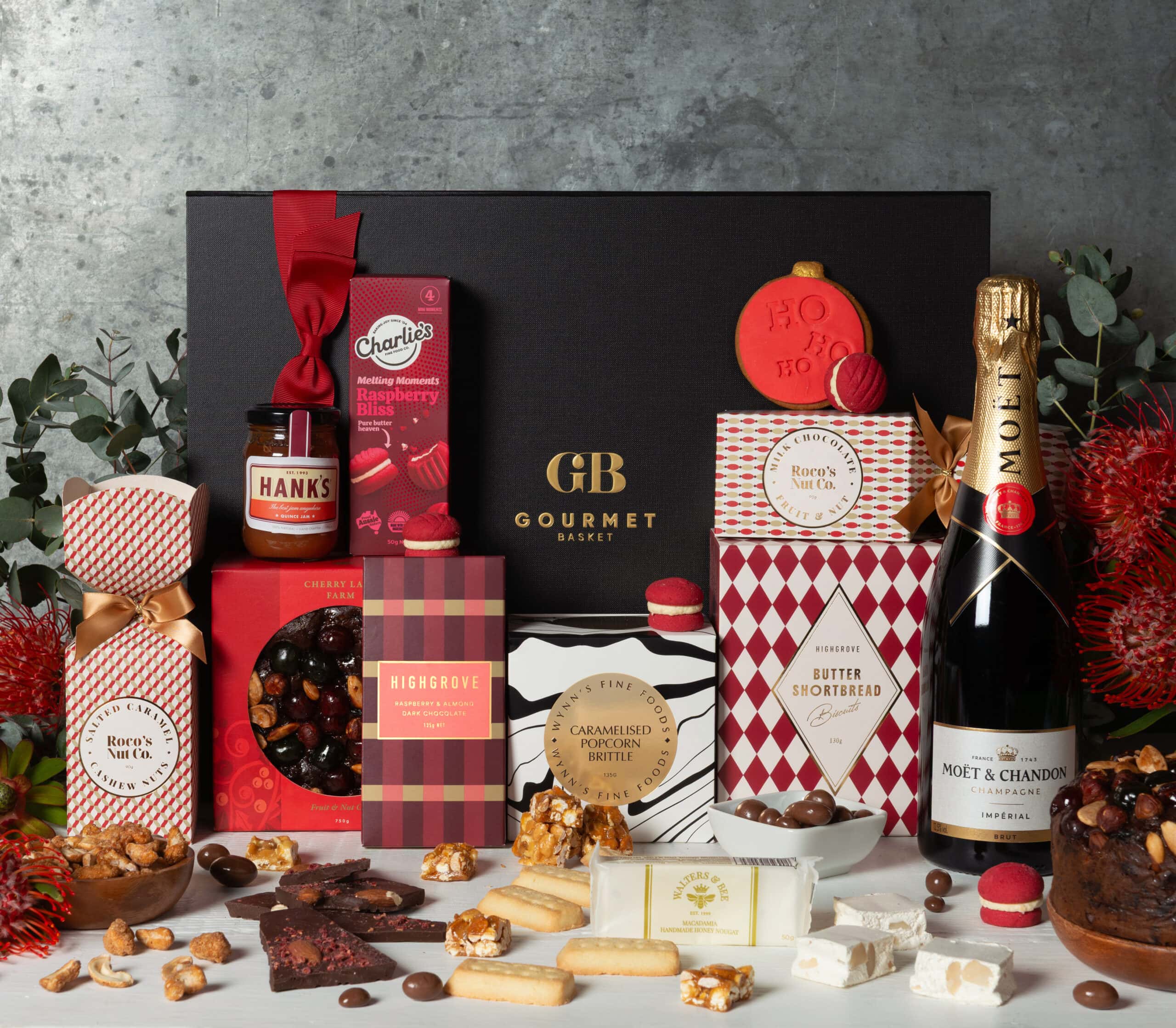 Moet_Christmas_Hamper_GB26_019